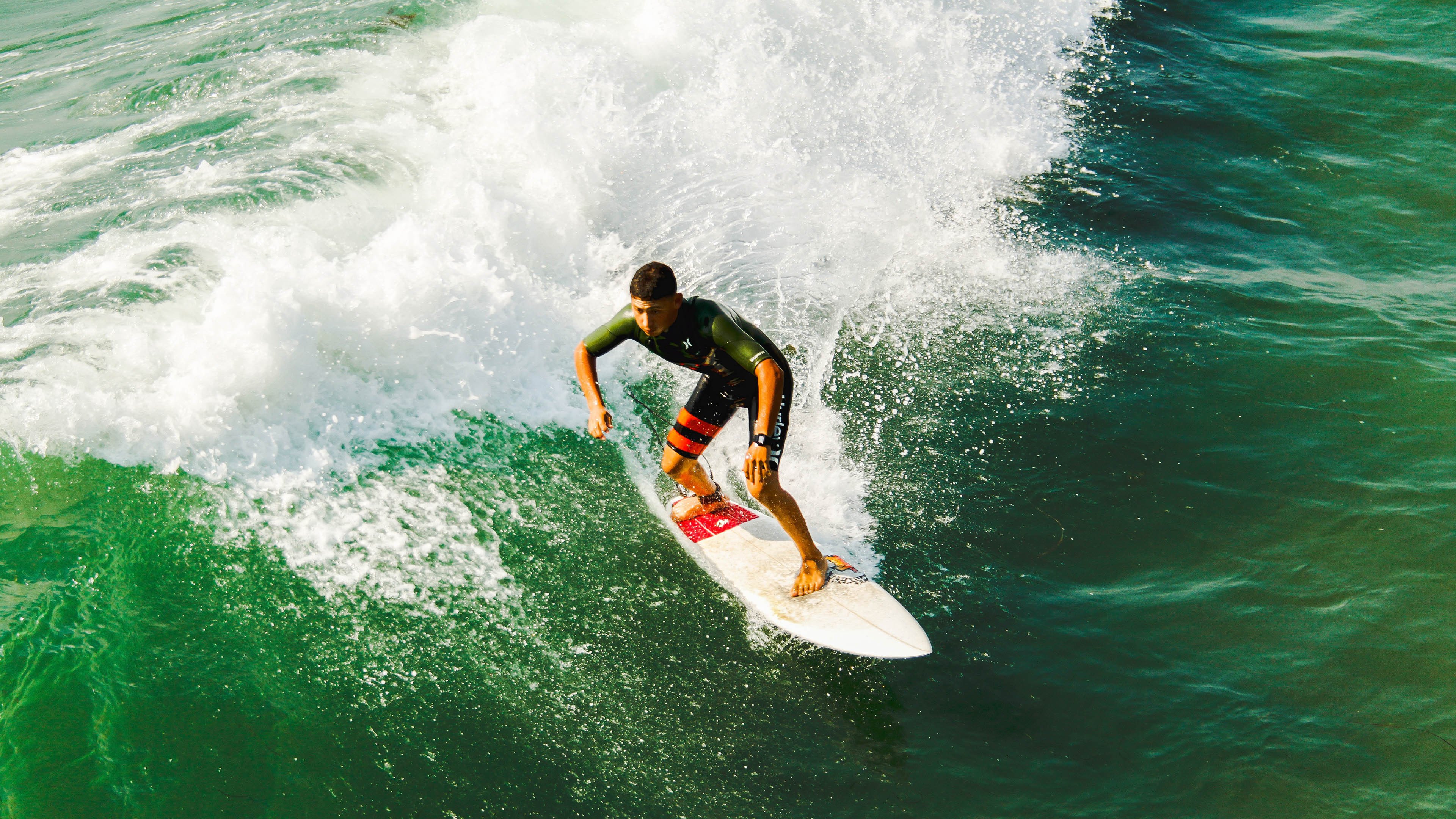 室内蹦床竞技,爆发力十足的极限运动,家用室内蹦床玩法视频