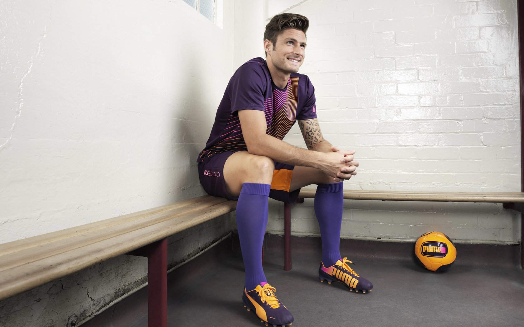 德甲新战术引领潮流，精彩片段层出不穷，德甲新赛季实力分析