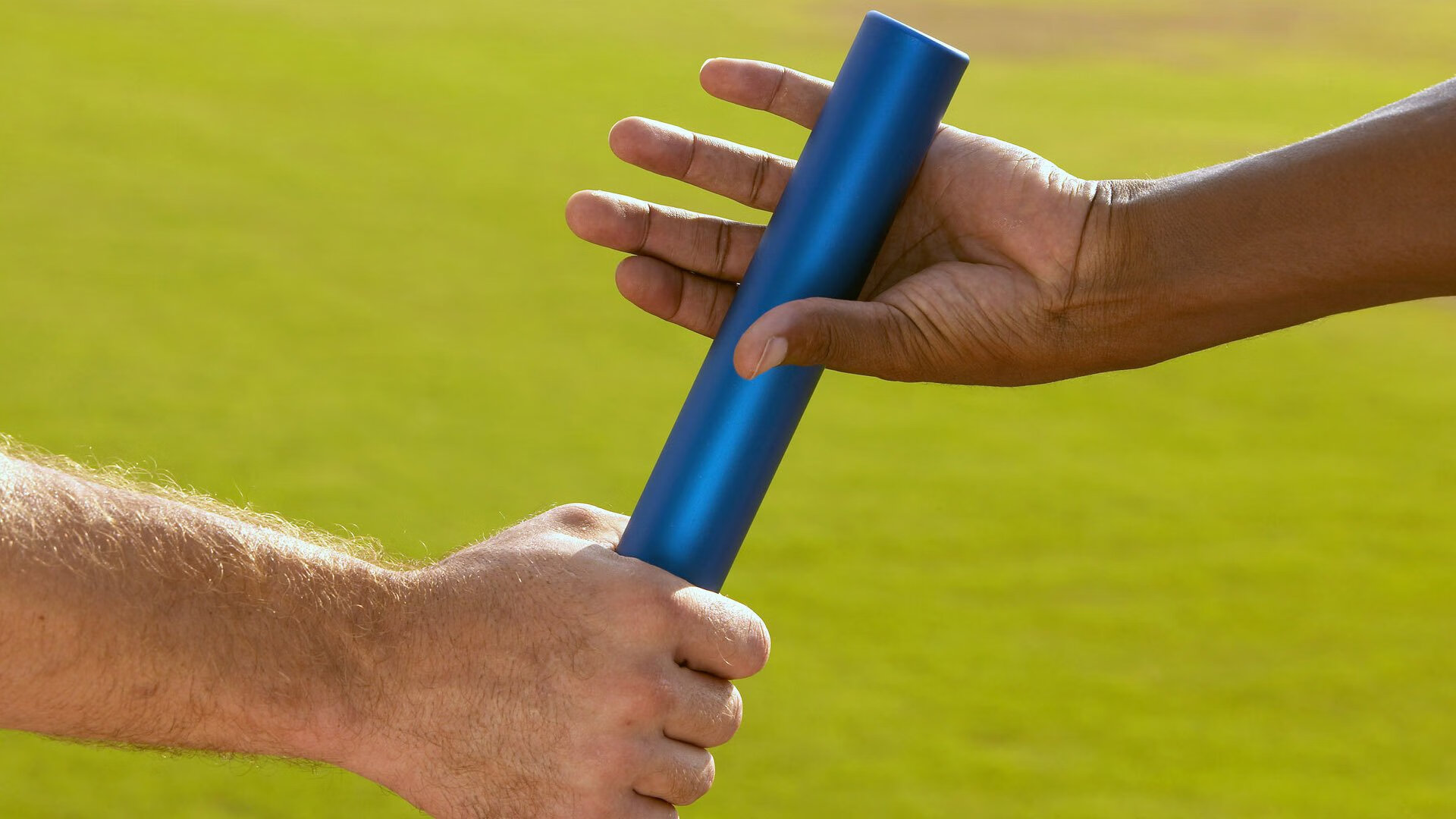 智能材料：未来赛车的革新之路，智能汽车材料